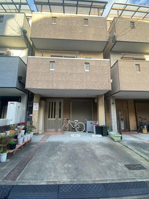 Apartamento Icoi/怡香居/憩い（大阪市内、無料駐車場付き、難波、心斎橋電車で10分） *